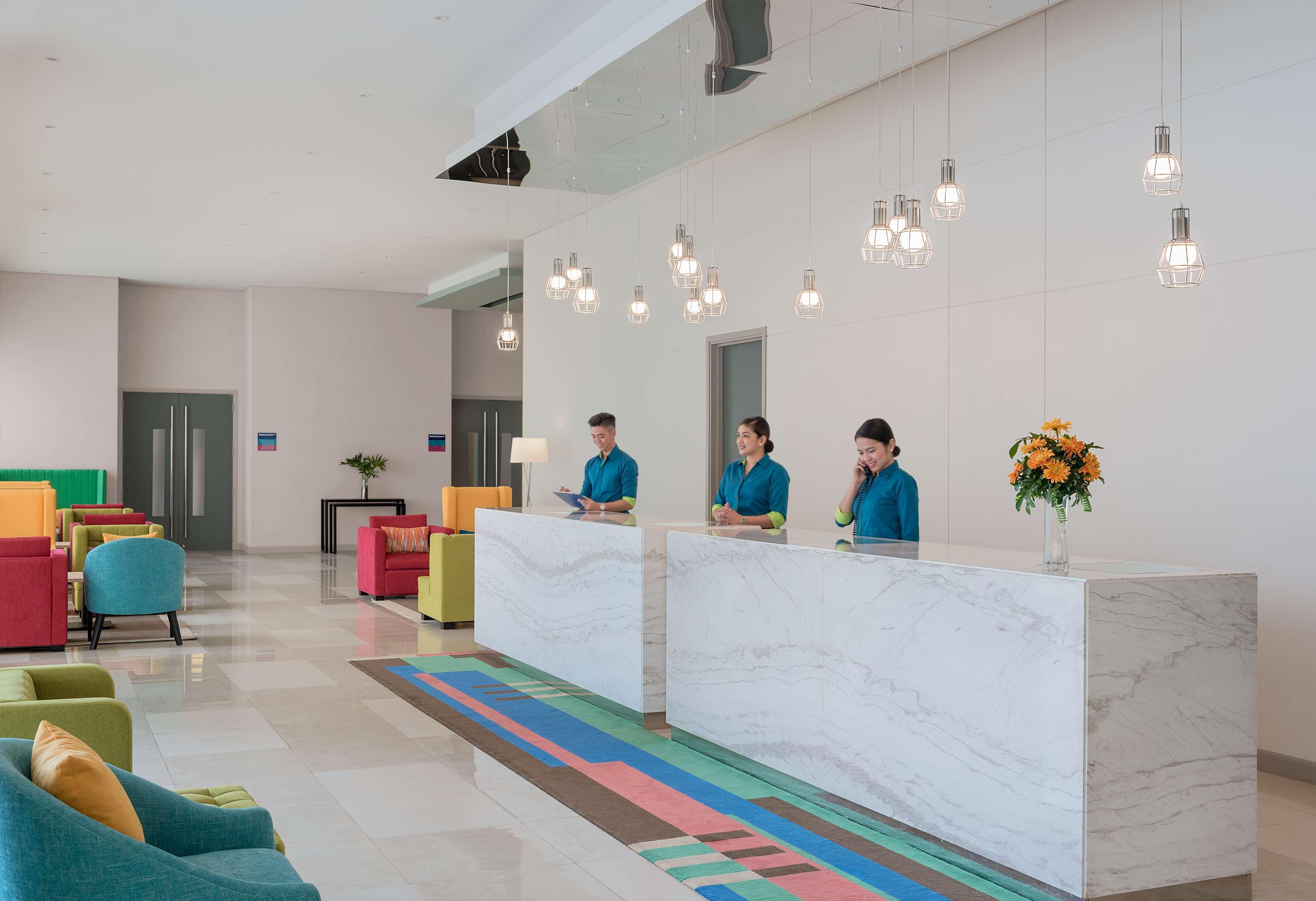 Park Inn By Radisson Clark Angeles Exterior foto