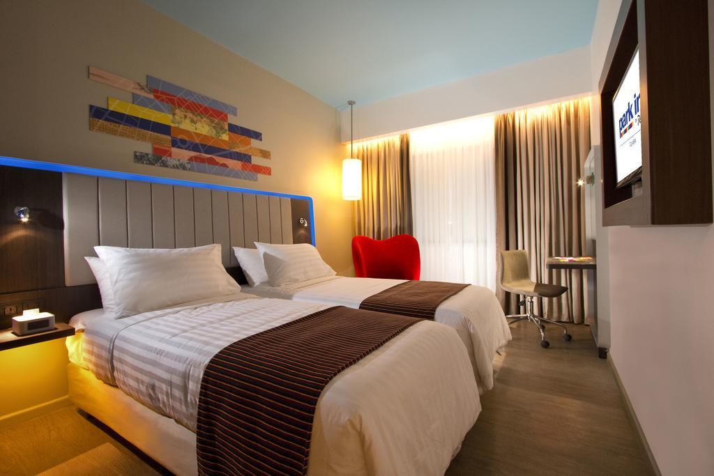 Park Inn By Radisson Clark Angeles Exterior foto