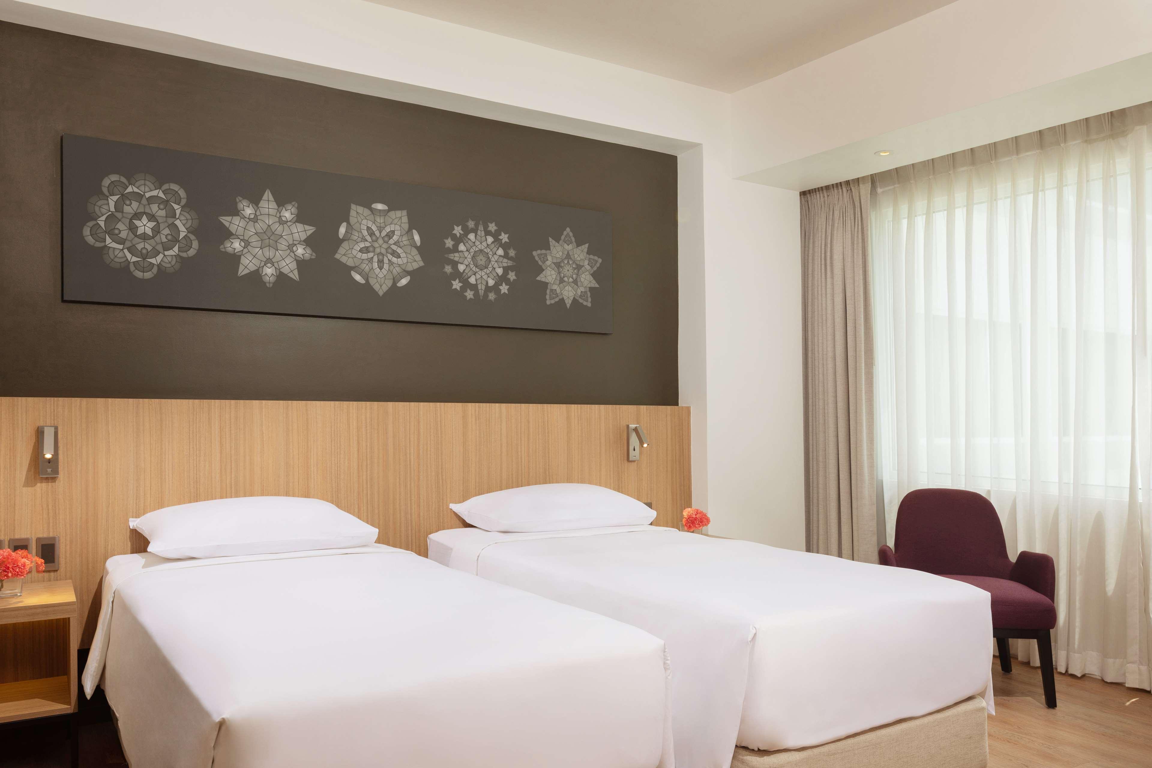 Park Inn By Radisson Clark Angeles Exterior foto