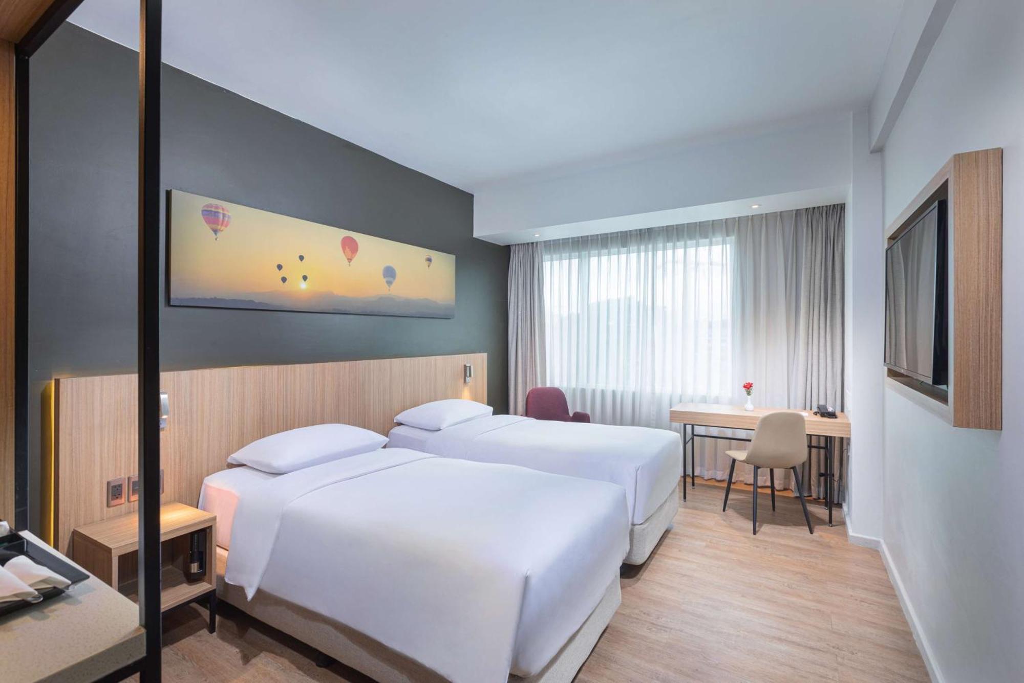 Park Inn By Radisson Clark Angeles Exterior foto