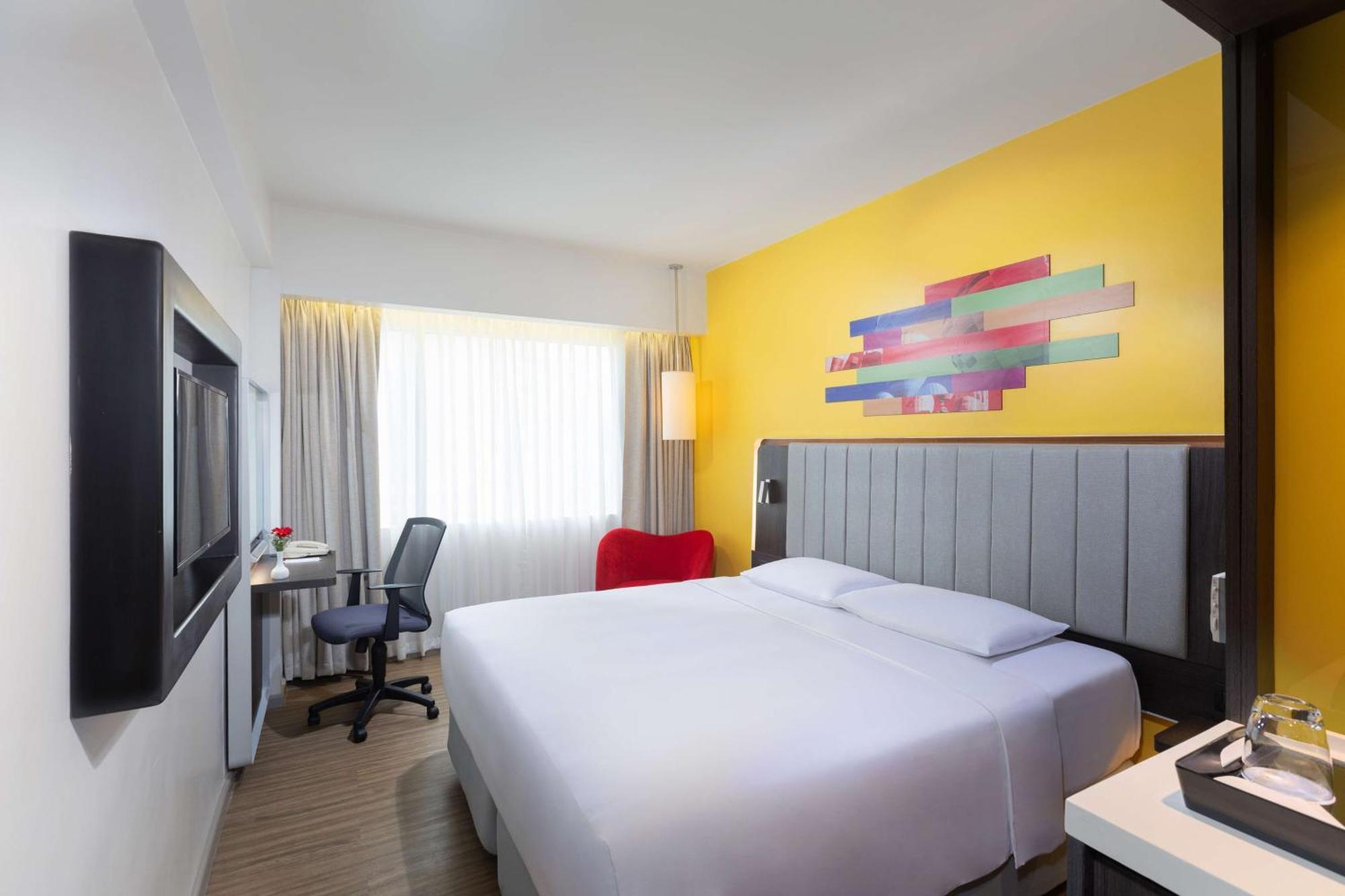 Park Inn By Radisson Clark Angeles Exterior foto